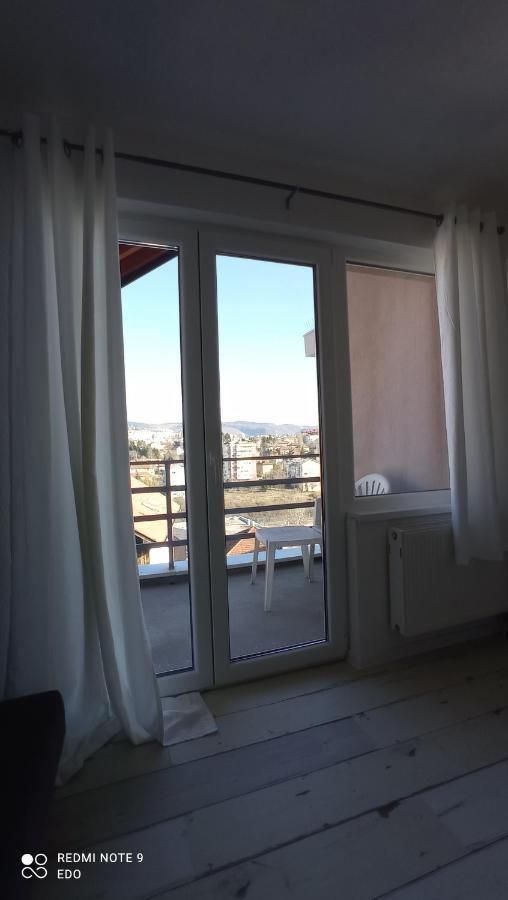 Ed Apartman Сараево Екстериор снимка